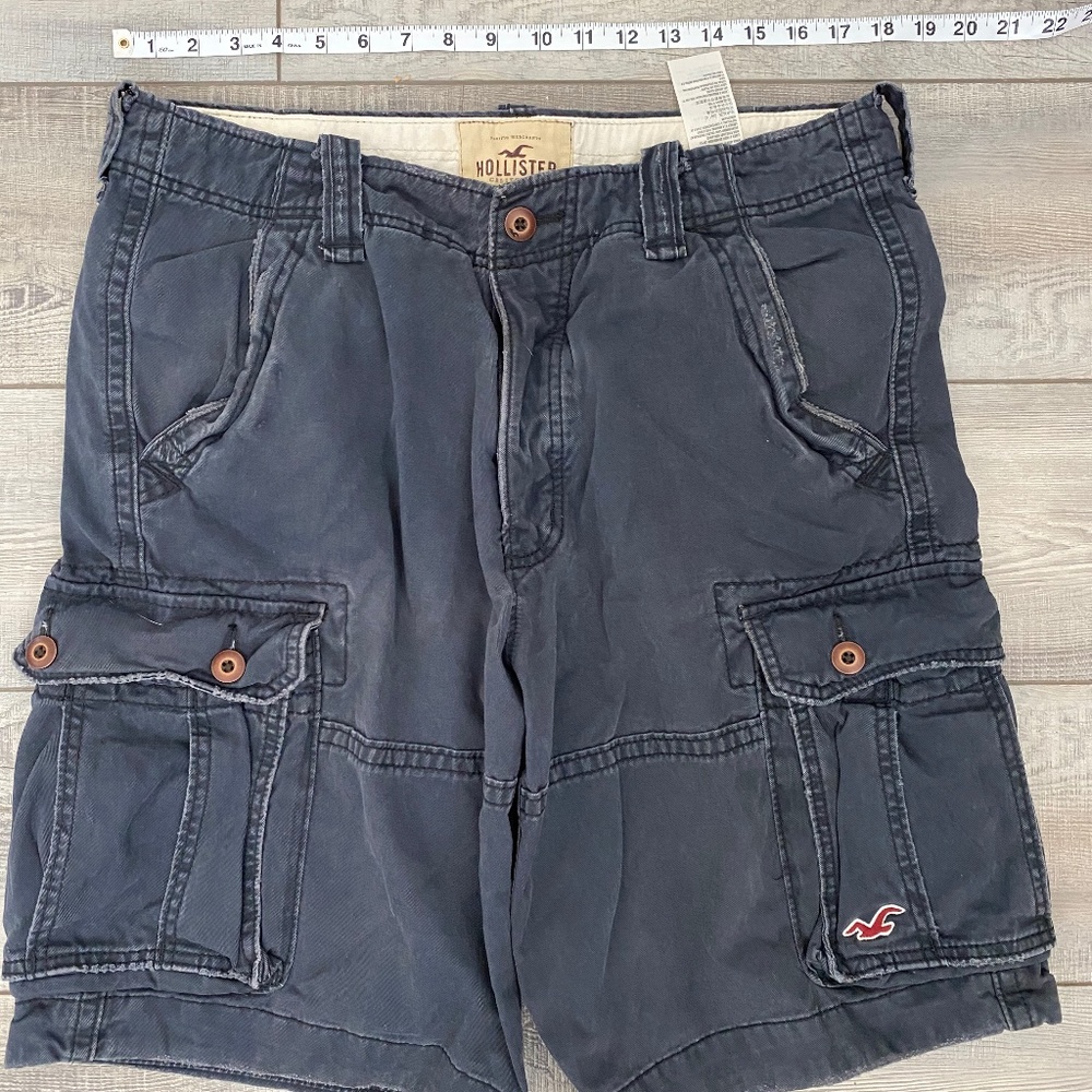 COPY - Hollister Men’s Blue Cargo Shorts Size 33